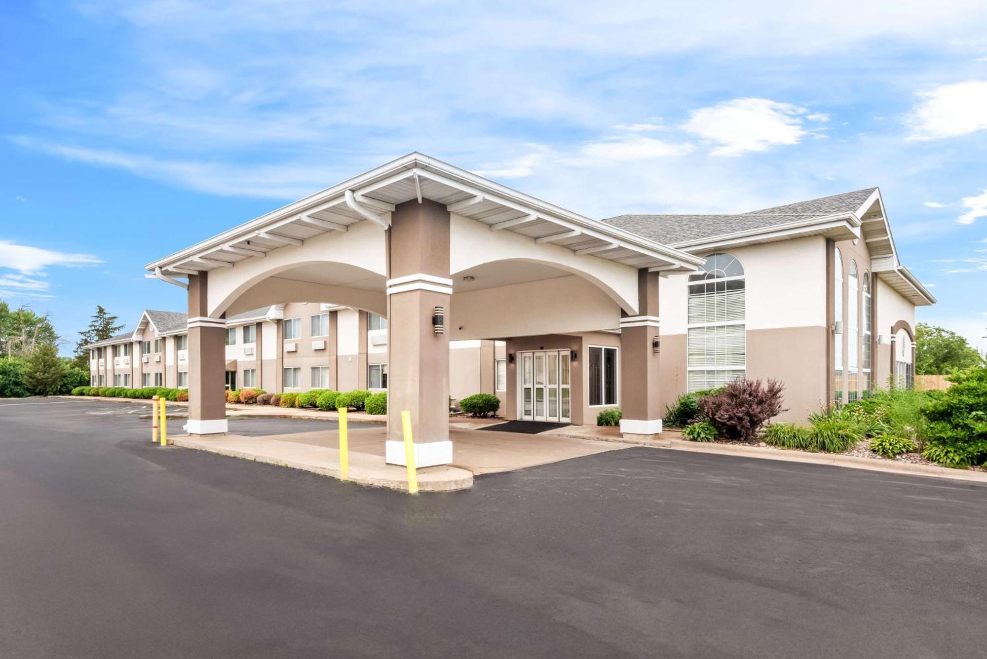 מולין Best Western Airport Inn מראה חיצוני תמונה